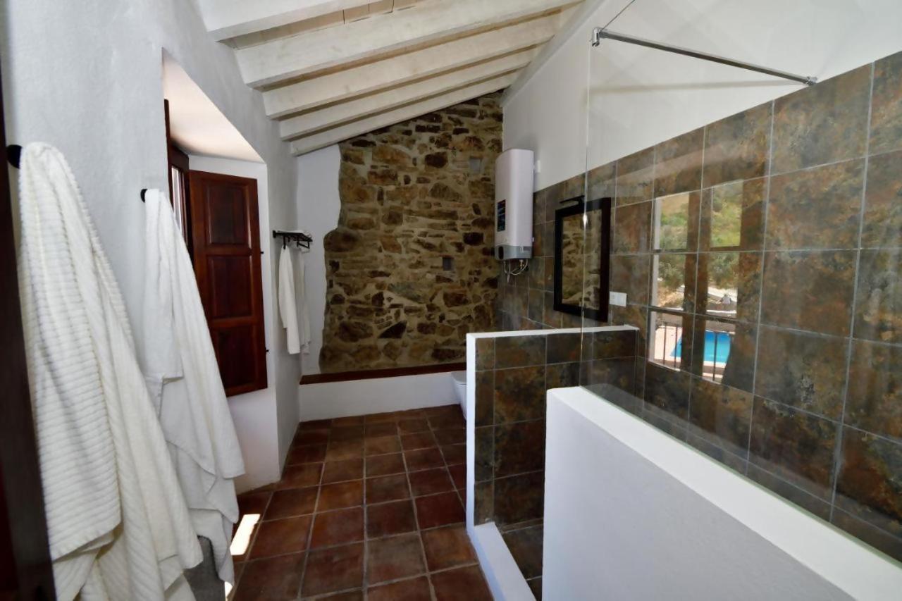 Chaleter Lagar De Trevenez Montes De